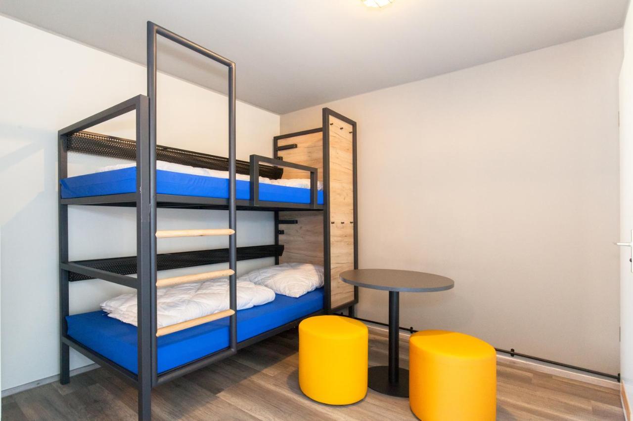 Cama em Dormitório com 6 Camas
